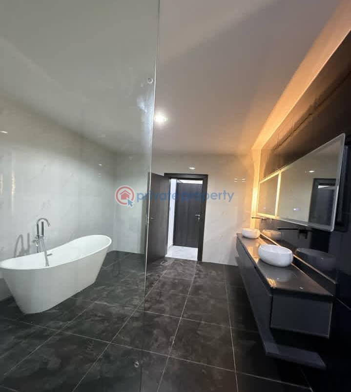 6 bedroom Detached Duplex For Sale Karsana Abuja Phase 3  - 6