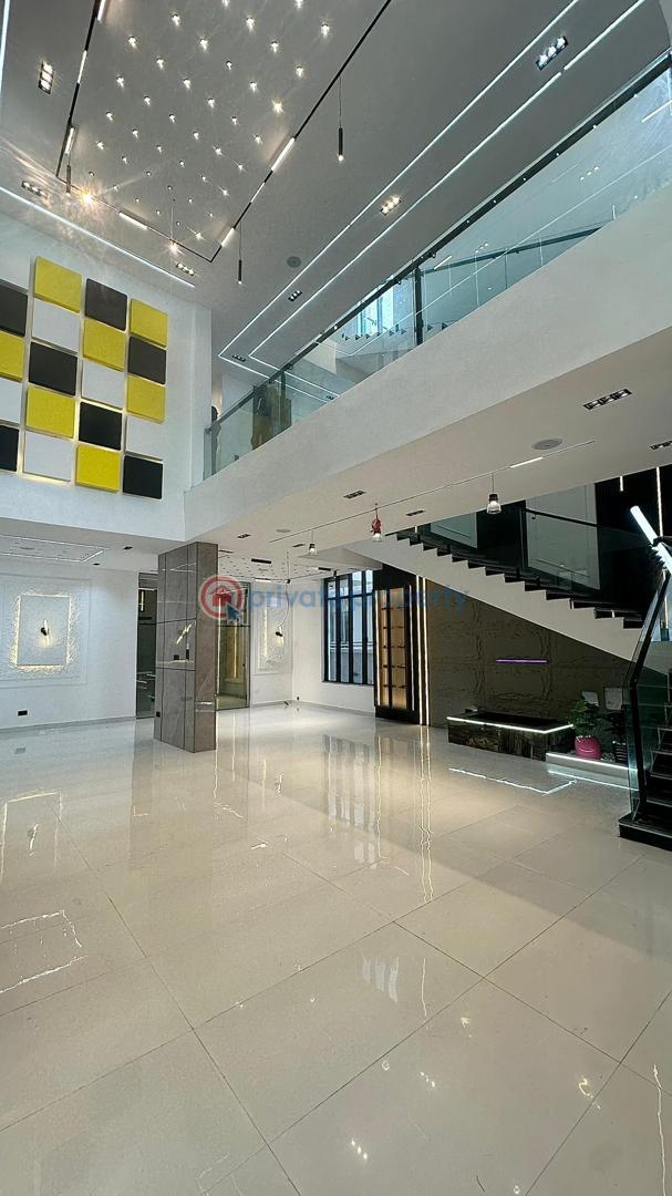 6 bedroom House For Sale Chevron Drive Lekki Lagos - 1