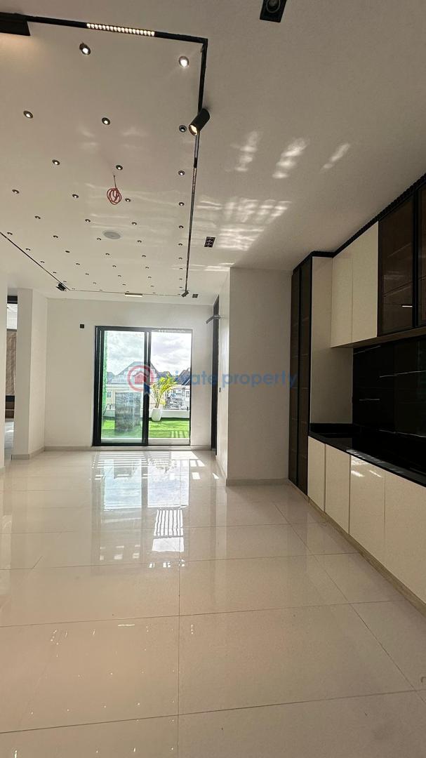 6 bedroom House For Sale Chevron Drive Lekki Lagos - 29