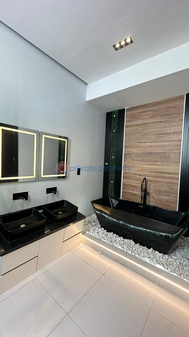 6 bedroom House For Sale Chevron Drive Lekki Lagos - 27