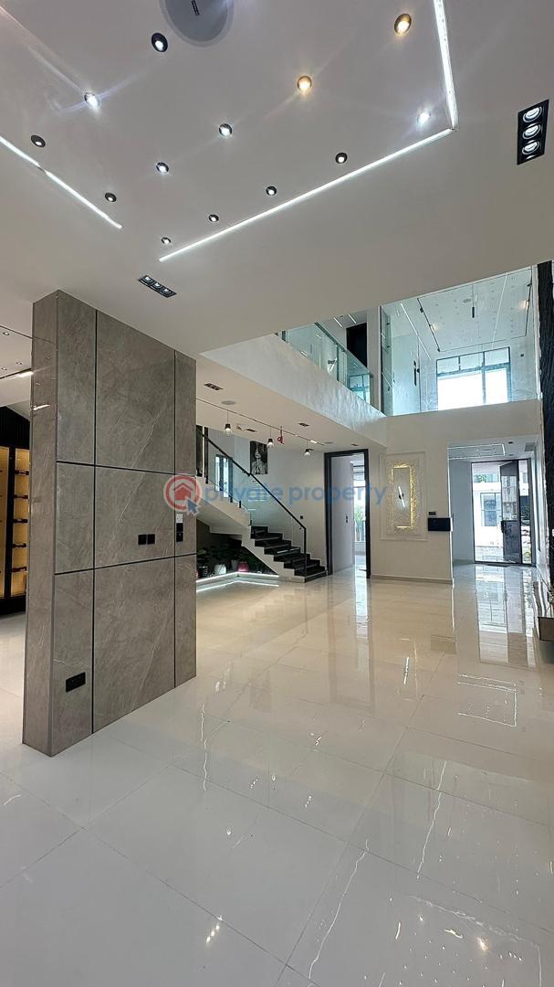 6 bedroom House For Sale Chevron Drive Lekki Lagos - 3