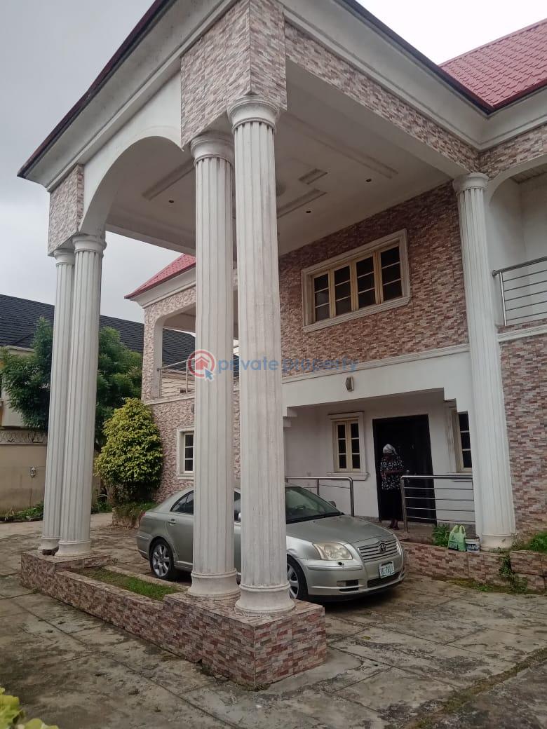 For sale 6 bedroom Duplex Unity Estate Egbeda Agege Lagos (PID 3PACGP