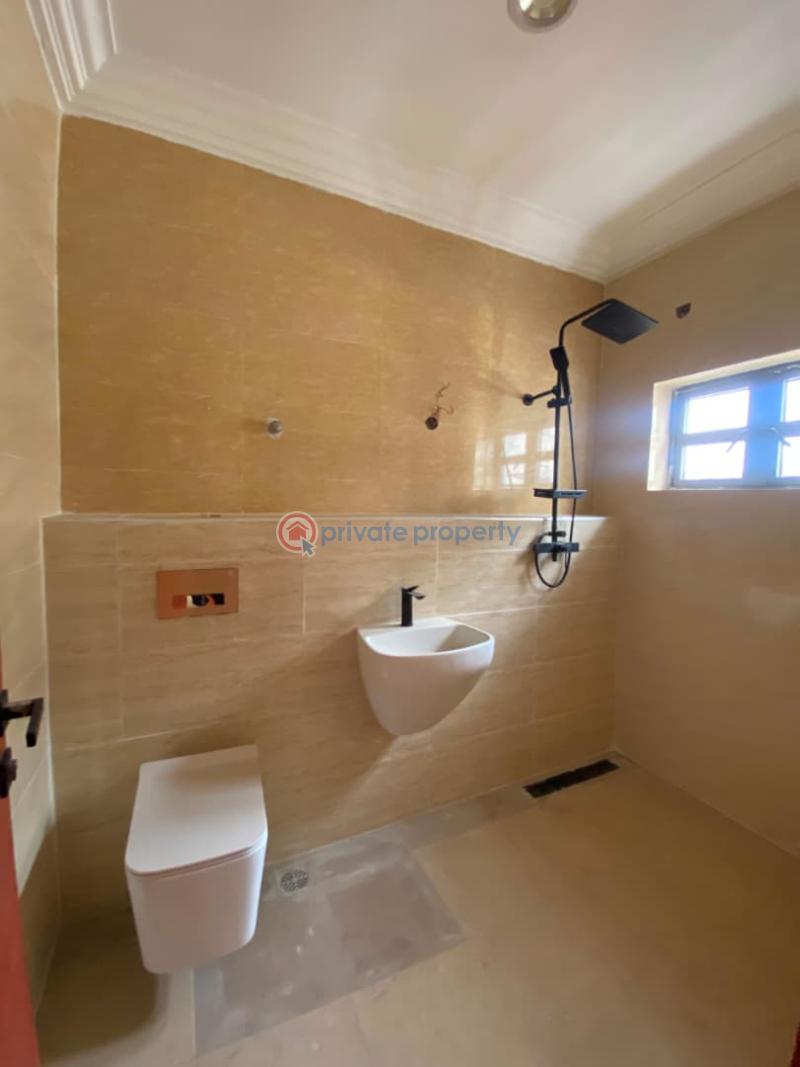 6 bedroom Detached Duplex For Sale Carlton Gate Estate Chevron Drive Lekki Lagos - 6
