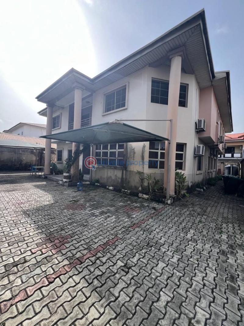 6 bedroom Detached Duplex For Sale Lekki Phase 1 Lagos - 4