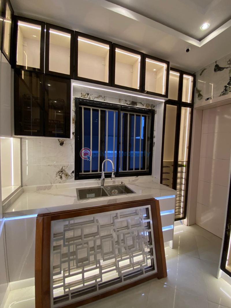 6 bedroom Detached Duplex For Sale Lekki Phase 1 Lagos - 13