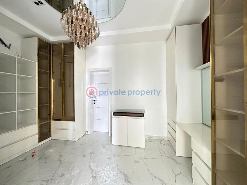 6 bedroom Detached Duplex For Sale Osapa London Lekki Lagos - 4