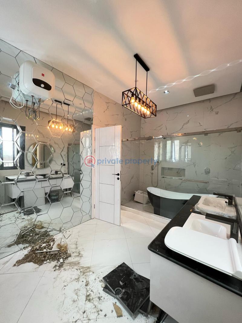 6 bedroom Detached Duplex For Sale Osapa London Lekki Lagos - 10