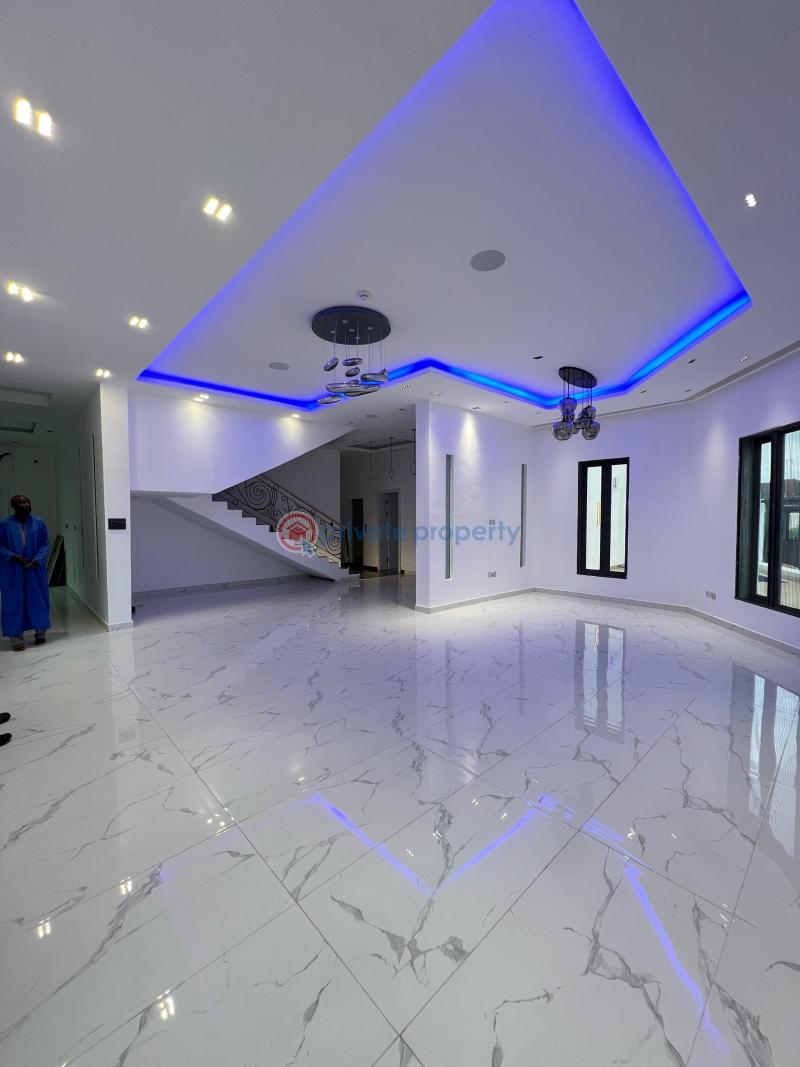 6 bedroom Detached Duplex For Sale Osapa London Lekki Lagos - 1