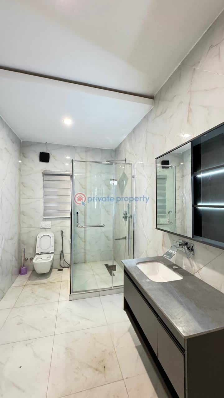 6 bedroom Detached Duplex For Sale Katampe Ext. Abuja Phase 2  - 3