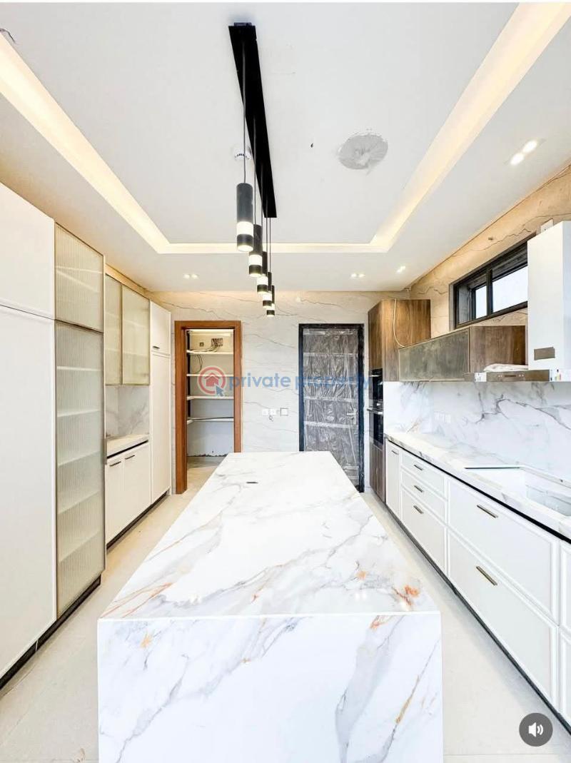 6 bedroom Detached Duplex For Sale Banana Island Ikoyi Lagos - 13