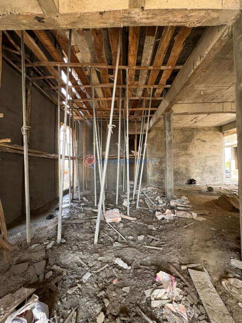 6 bedroom Detached Duplex For Sale Osapa Lekki Lagos - 4