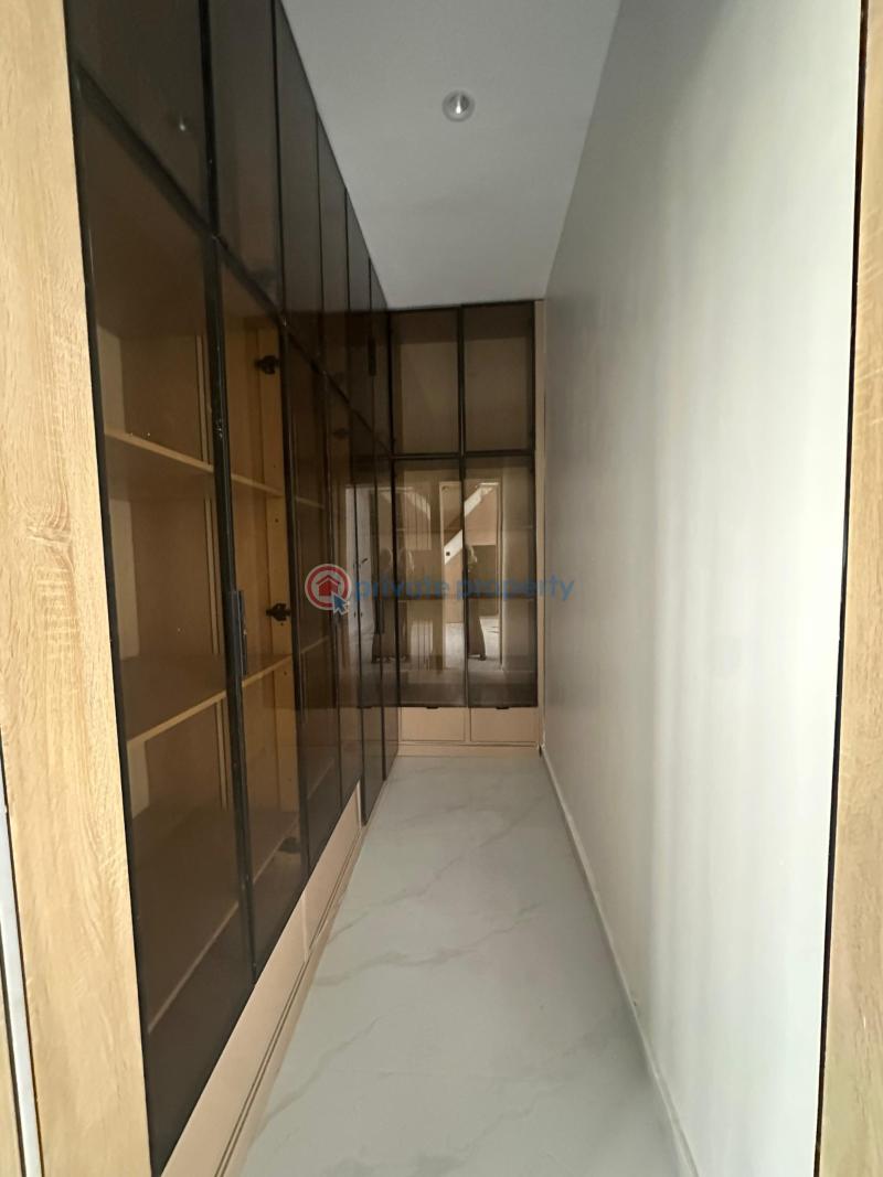 6 bedroom House For Sale Lekki Lagos - 12