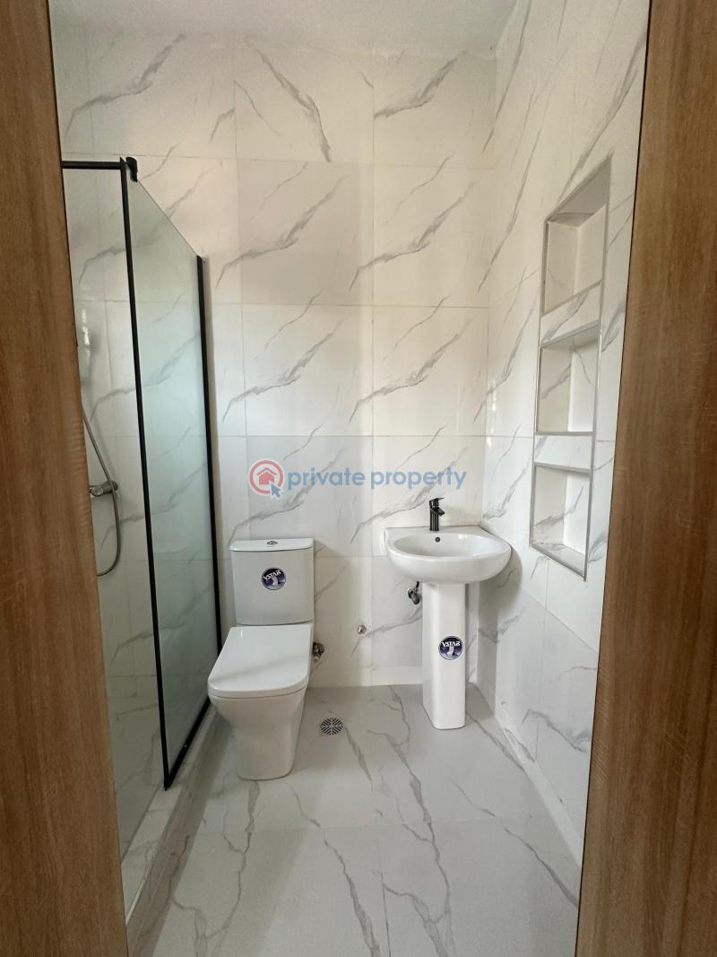 6 bedroom House For Sale Lekki Lagos - 6