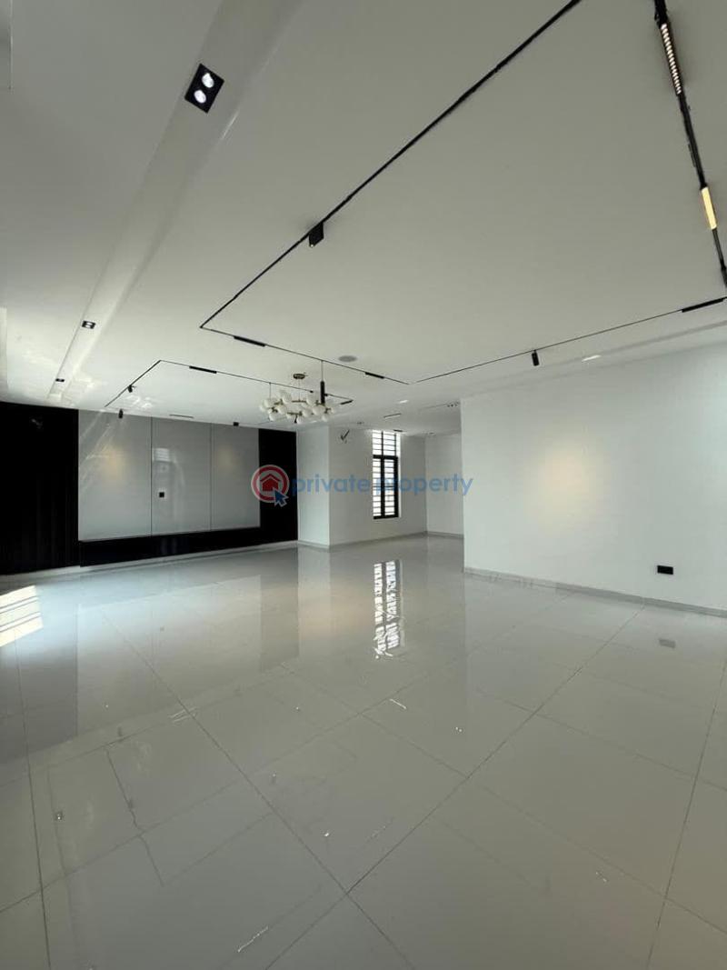 6 bedroom Detached Duplex For Sale Chevron Lekki Lagos - 2