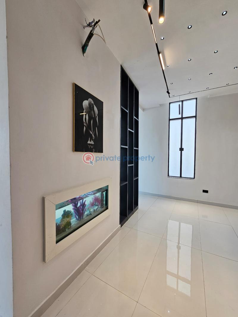 6 bedroom House For Sale Chevron Lekki Lagos - 16