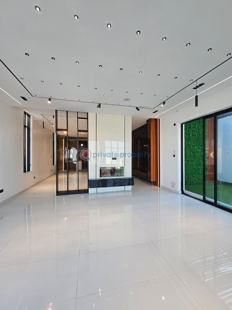 6 bedroom House For Sale Chevron Lekki Lagos - 10