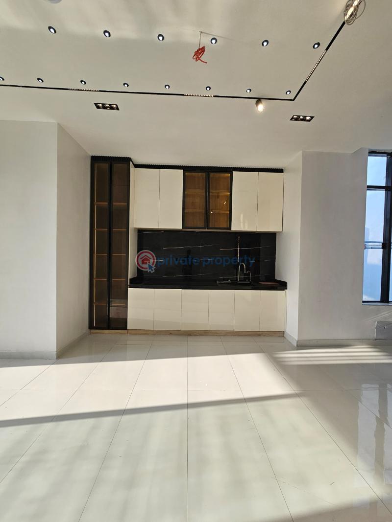 6 bedroom House For Sale Chevron Lekki Lagos - 11