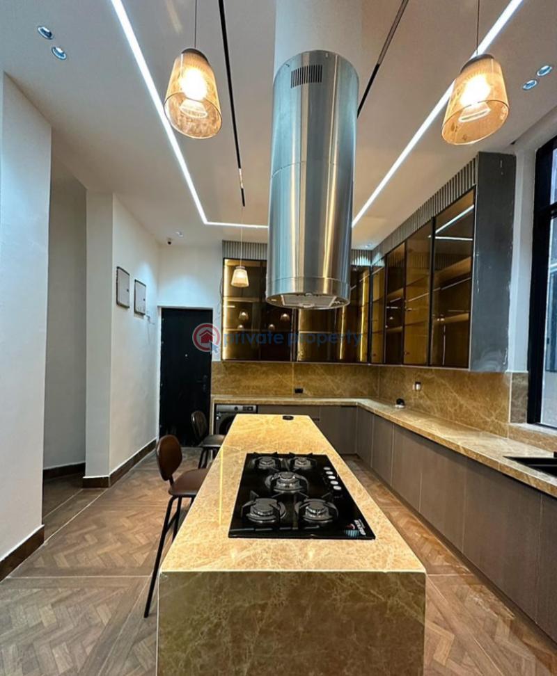6 bedroom Detached Duplex For Sale Chevron Drive Lekki Lagos - 3