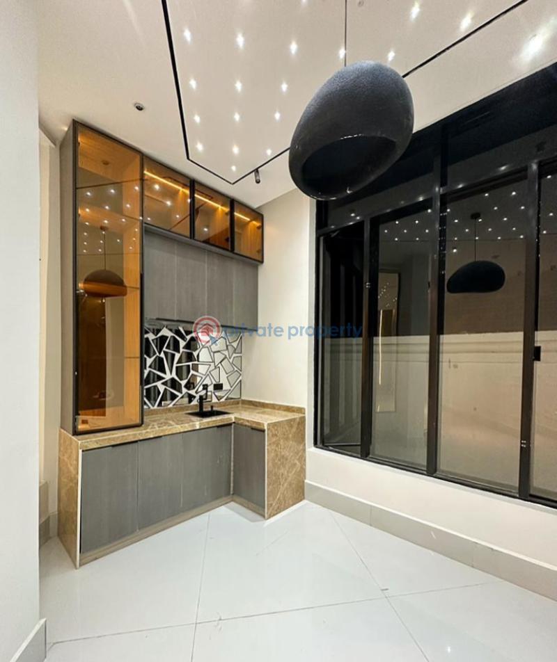 6 bedroom Detached Duplex For Sale Chevron Drive Lekki Lagos - 4