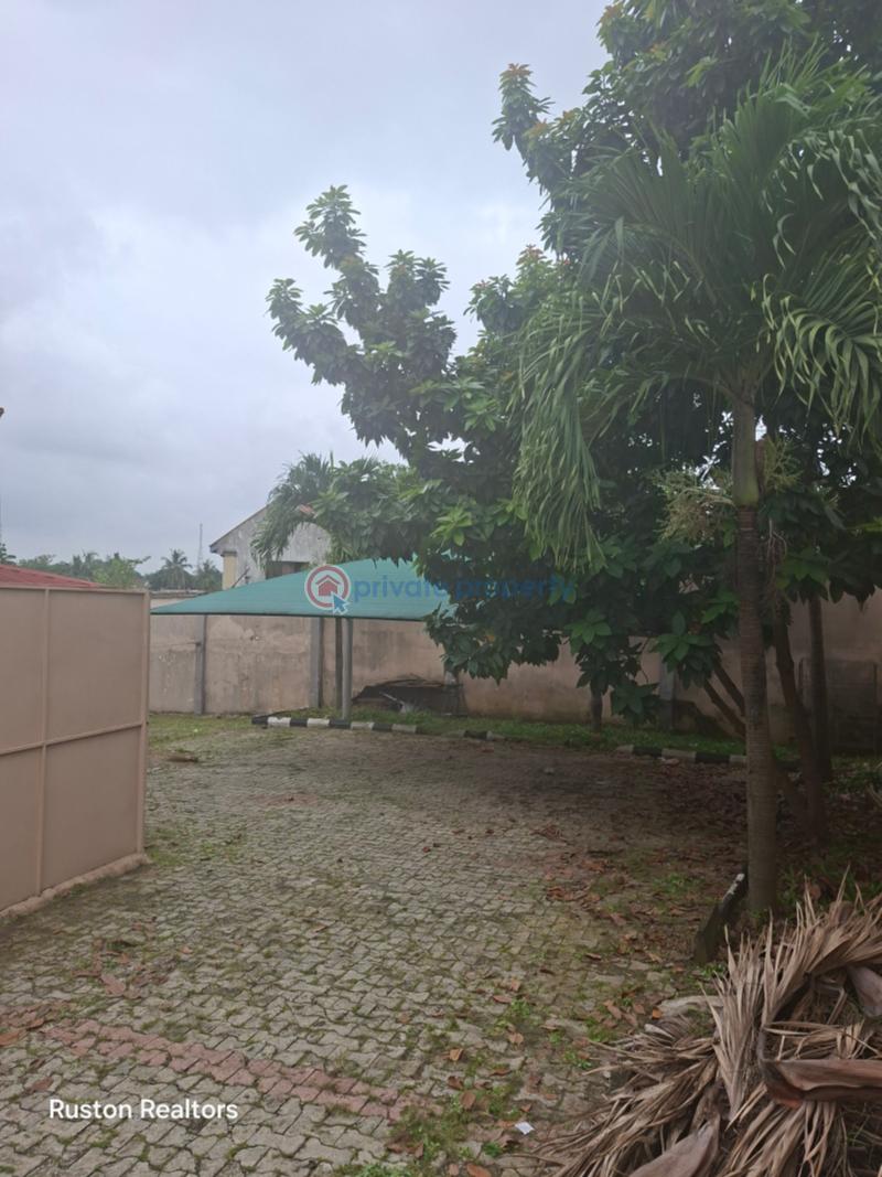 Mixed use Land For Sale Off Government House Road. Agodi Ibadan Oyo - 0
