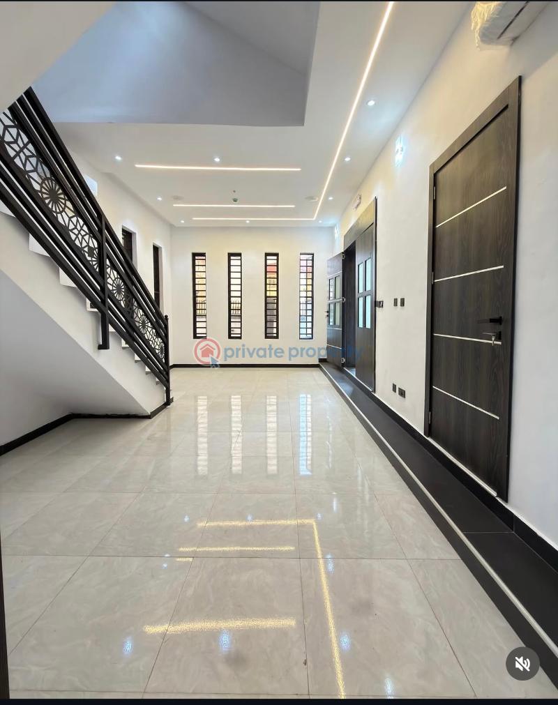 6 bedroom Detached Duplex For Sale Magodo Gra Phase 2 Magodo GRA Phase 1 Ojodu Lagos - 2