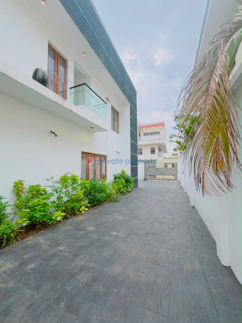 6 bedroom Detached Duplex For Sale Ikeja GRA Lagos - 21