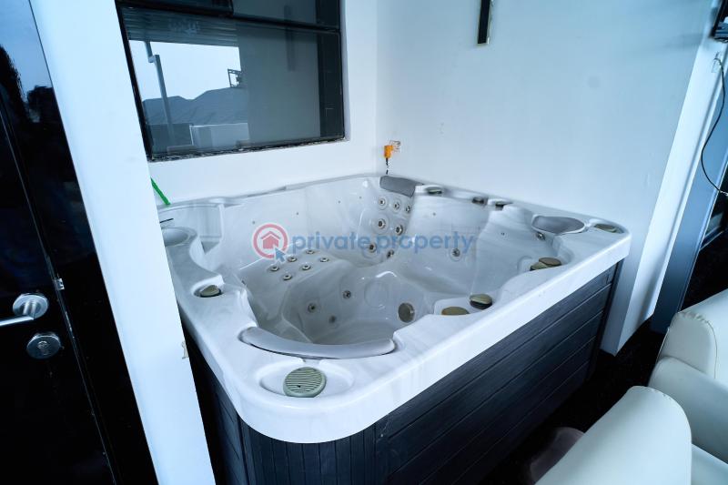 6 bedroom Duplex Short let Orchid Lekki Phase 2 Lagos - 3