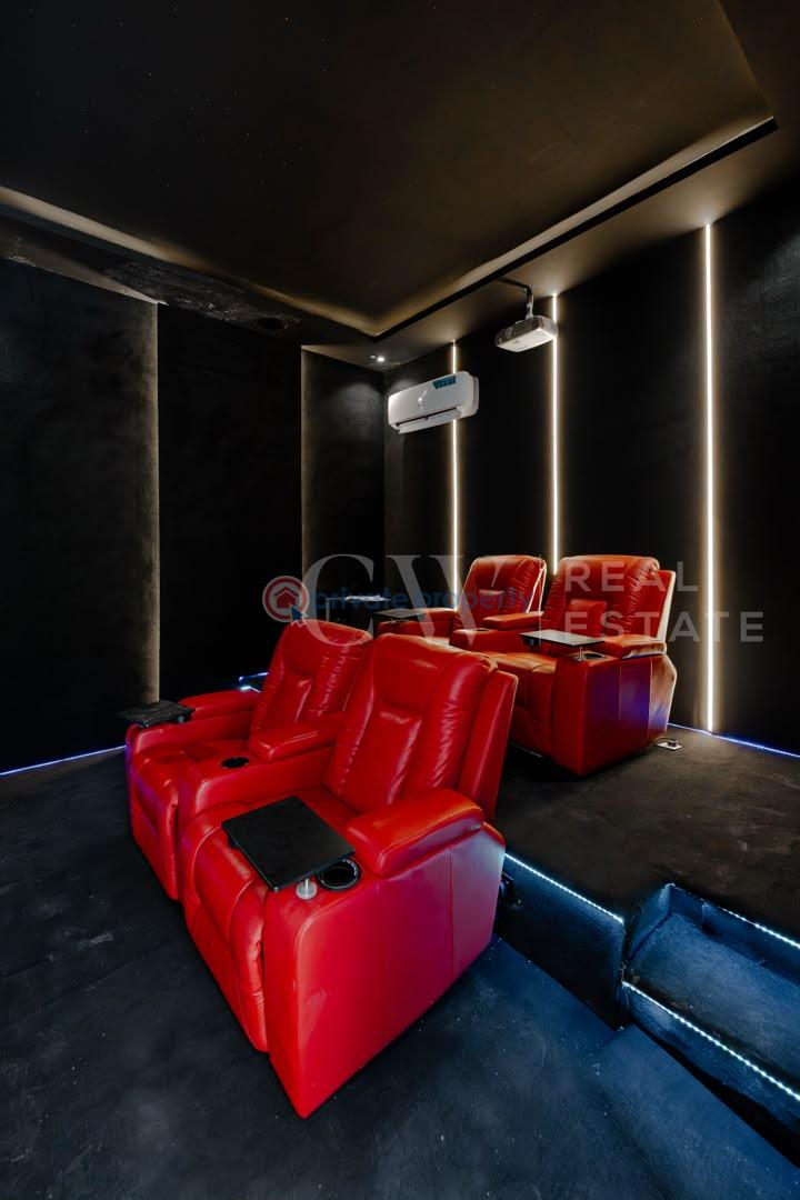 6 bedroom Penthouse For Sale Ikate Elegushi Lekki Lagos - 2