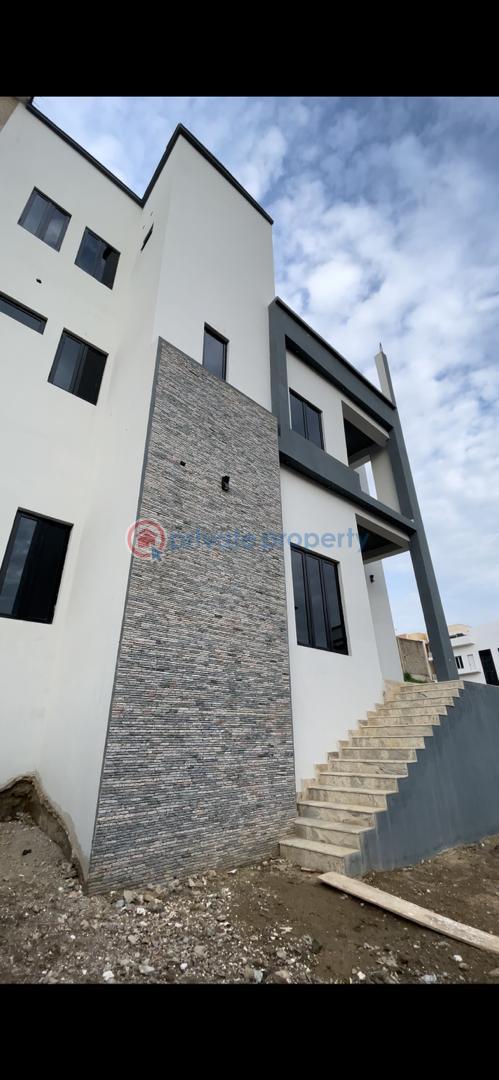 6 bedroom Semi detached Duplex For Sale Guzape Abuja Phase 1  - 1