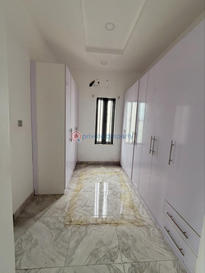 6 bedroom Semi detached Duplex For Rent Guzape Main Guzape Abuja Phase 1  - 12