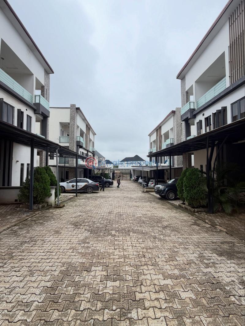 6 bedroom Semi detached Duplex For Rent Guzape Main Guzape Abuja Phase 1  - 18