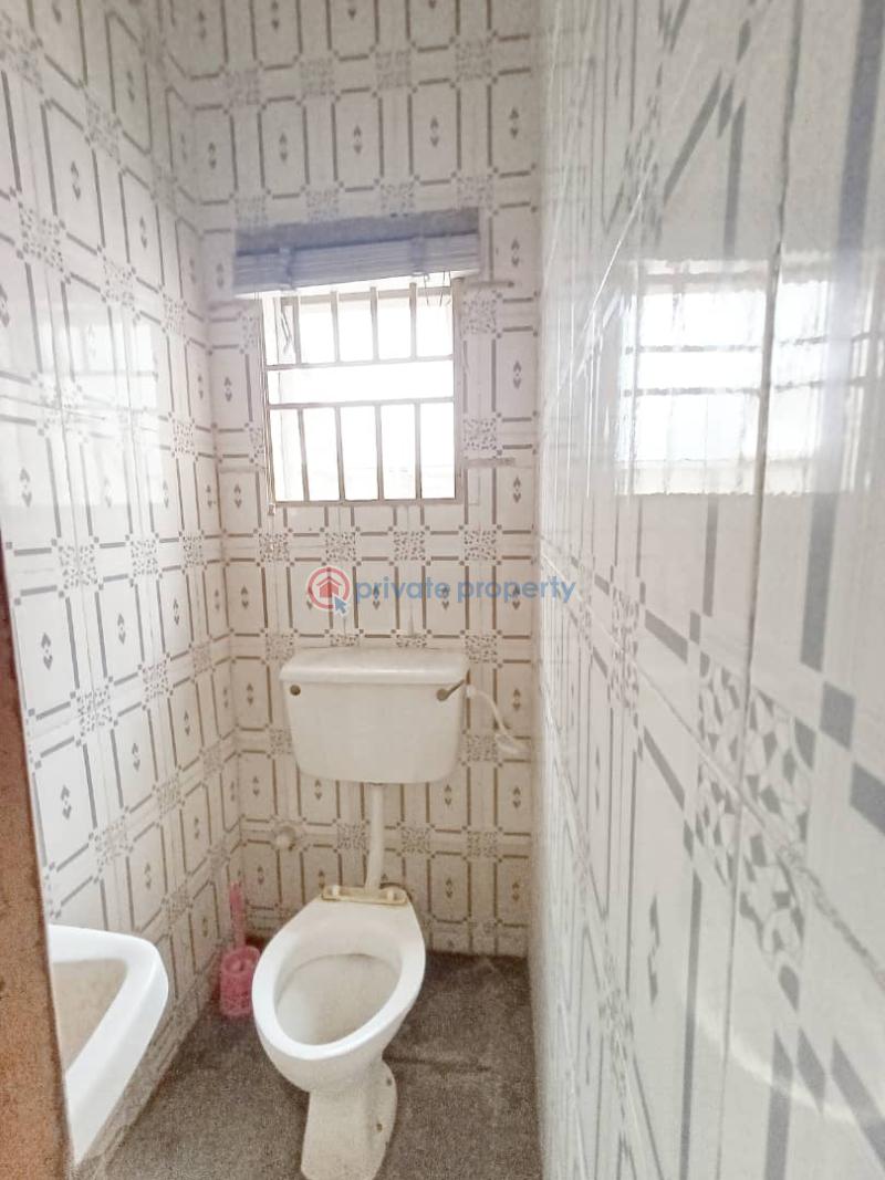 6 bedroom semi detached duplex - 13 6 bedroom Office For Rent Victoria Island Lagos - 13