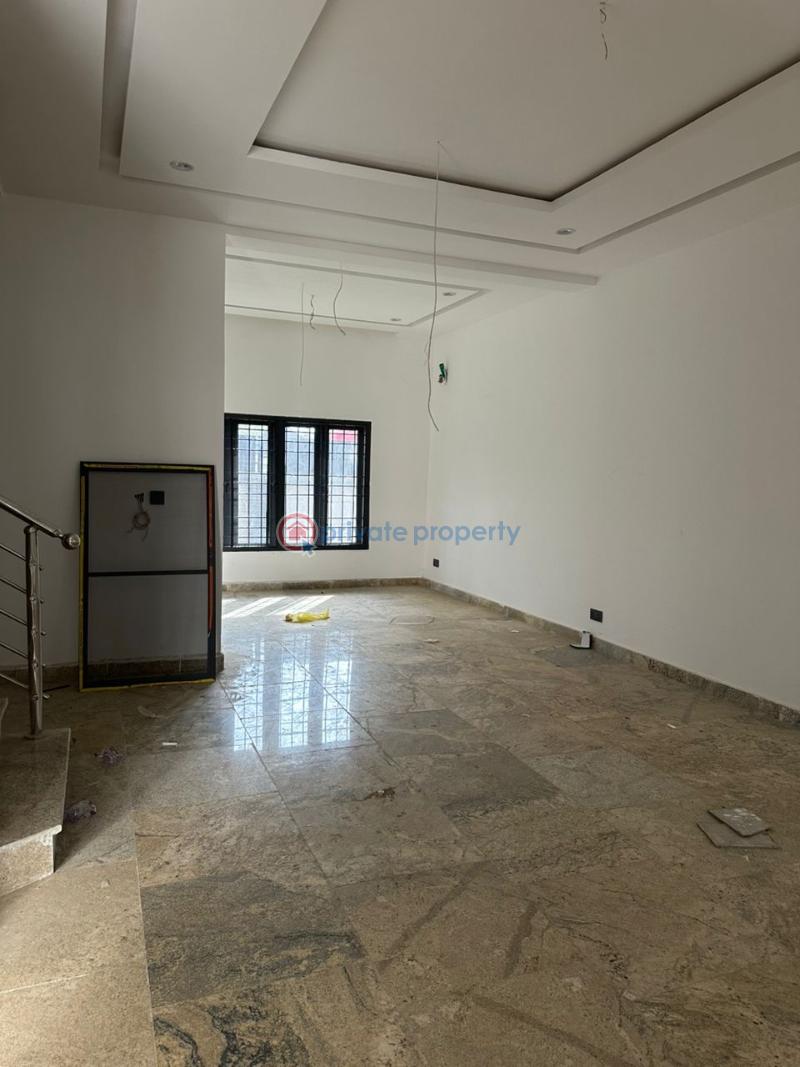 6 bedroom Semi detached Duplex For Rent Durumi Abuja Phase 2  - 2