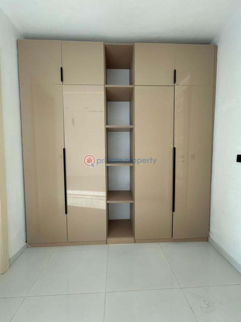 6-bedroom semi-detached duplex - 9 6 bedroom Semi detached Duplex For Sale Chevron Lekki Lagos - 9