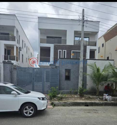 6 bedroom Semi detached Duplex For Sale Shoreline Estate Road, Ikoyi Lagos