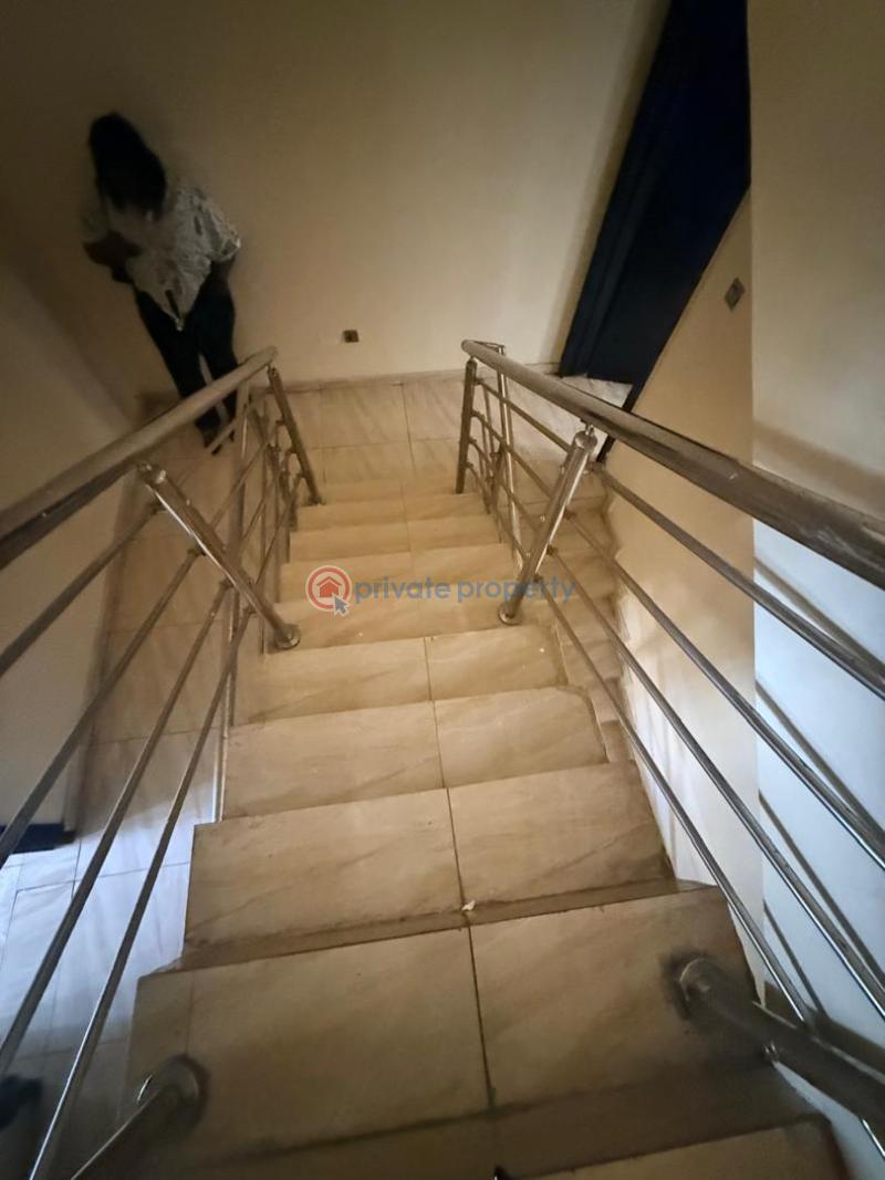 6 bedroom Semi detached Duplex For Sale Spring Bay Estate, Ikate Lekki Lagos - 17