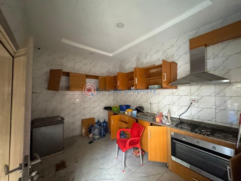 6 bedroom Terraced Duplex For Sale Wuye Abuja Phase 2  - 9