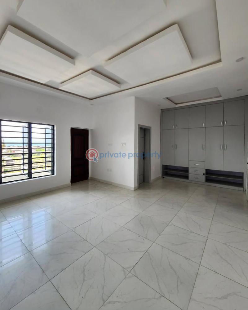 6 bedroom Terraced Duplex For Sale Ocean Bay Estate Lafiaji Lekki Lagos - 5