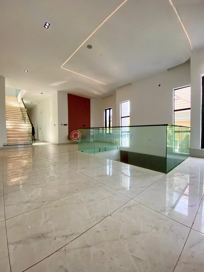 6 bedroom Detached Duplex For Sale Lekki Expressway Lagos - 3
