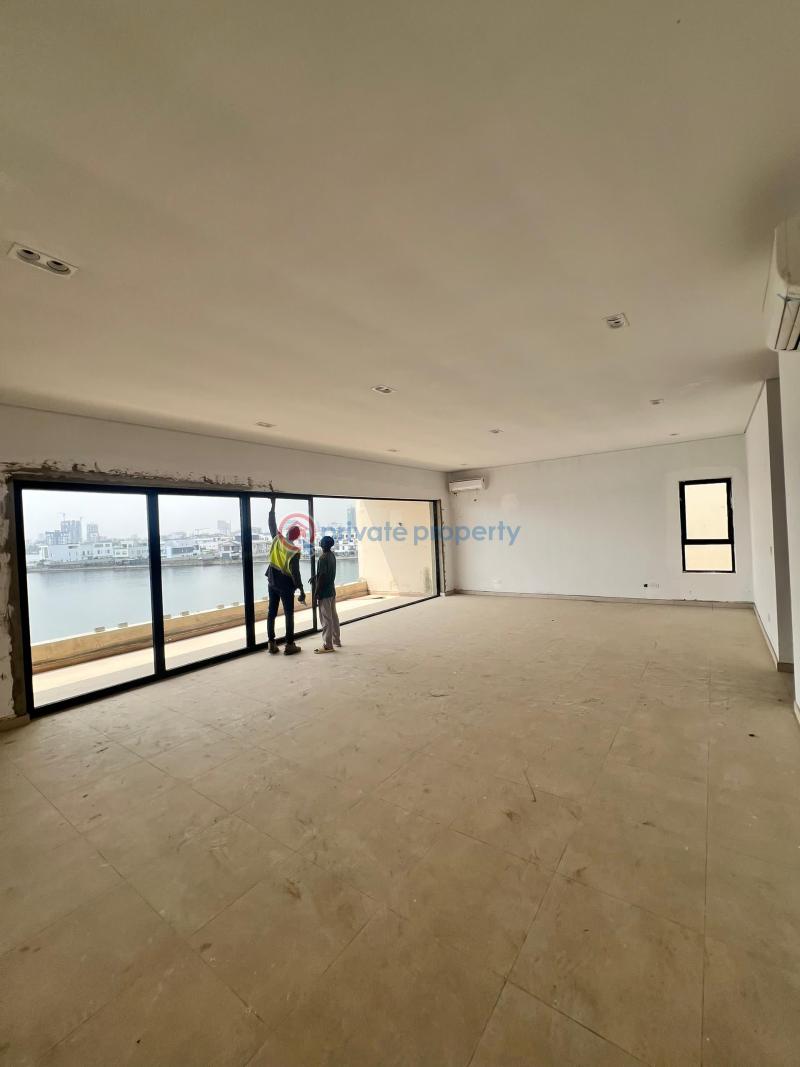 6 bedrooms fully detached in banana island with elevator, cinema and pool - 1 6 bedroom Duplex For Sale Banana Island Ikoyi Lagos - 1