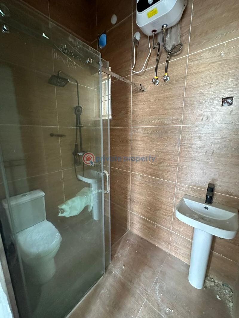 7 bedroom Terraced Duplex For Sale Dakibiyu Abuja Phase 2  - 9