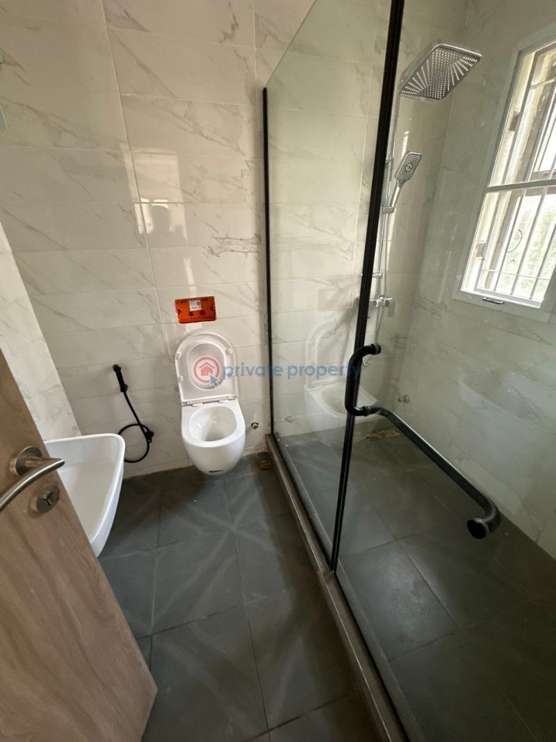 7 bedroom Detached Duplex For Sale Jabi Abuja Phase 2  - 5