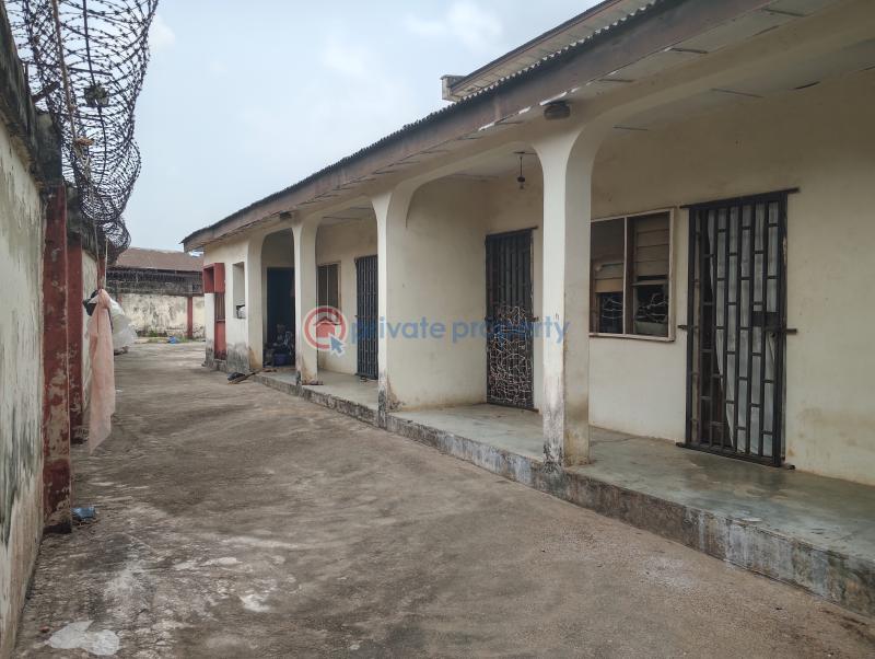 3 bedroom Block Of Flats For Sale Alhaji Taju Road Akesan Alimosho Akesan Alimosho Lagos - 5