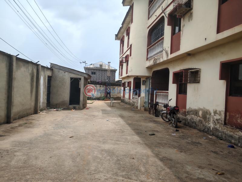 3 bedroom Block Of Flats For Sale Alhaji Taju Road Akesan Alimosho Akesan Alimosho Lagos - 7