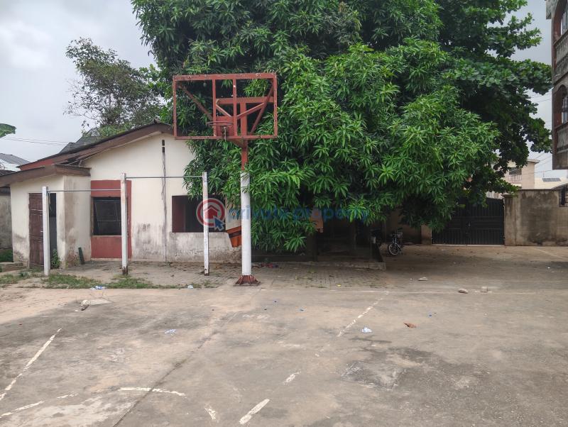 3 bedroom Block Of Flats For Sale Alhaji Taju Road Akesan Alimosho Akesan Alimosho Lagos - 9