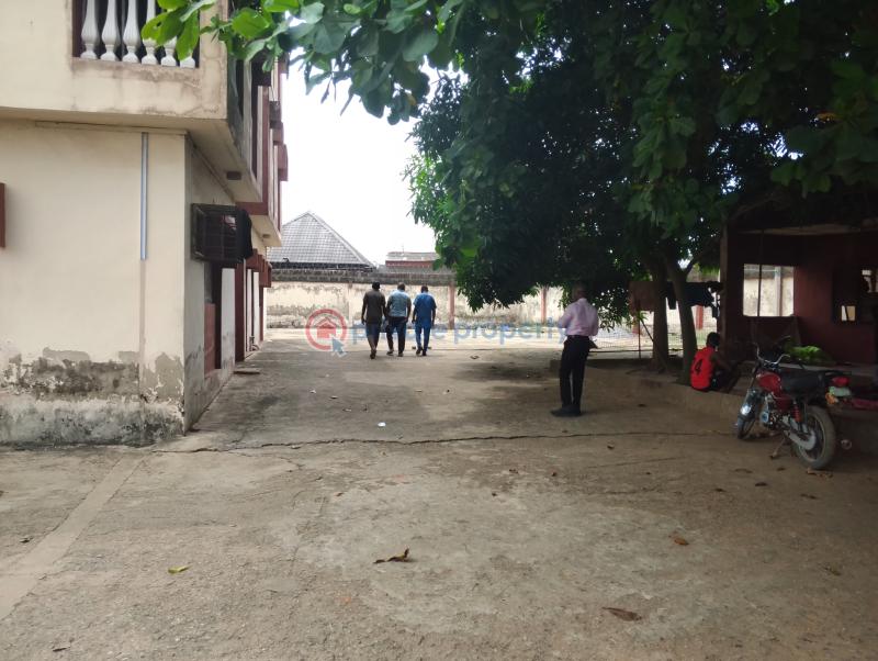 3 bedroom Block Of Flats For Sale Alhaji Taju Road Akesan Alimosho Akesan Alimosho Lagos - 6