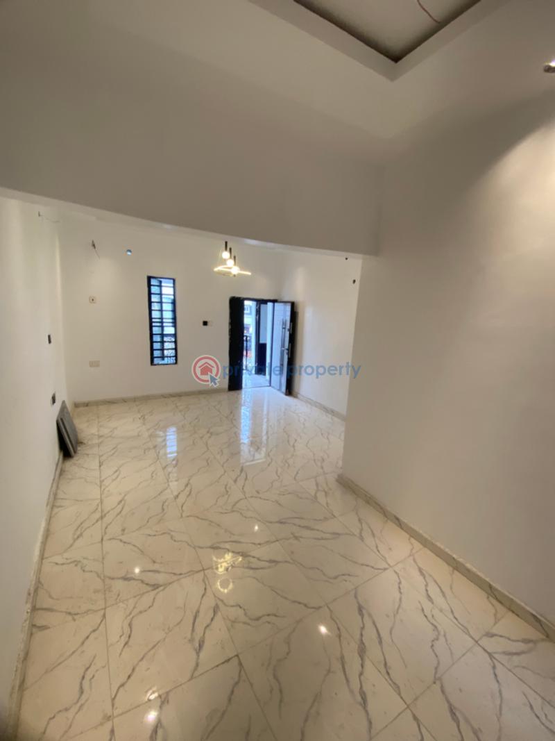 2 bedroom Block Of Flats For Sale Mtn Mast Gra Benin Edo - 8
