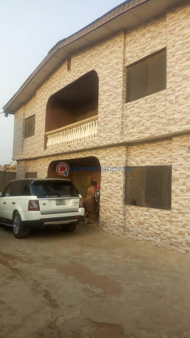 6 bedroom Townhouse For Sale Jakande Estate Ijegun Isolo Lagos - 0