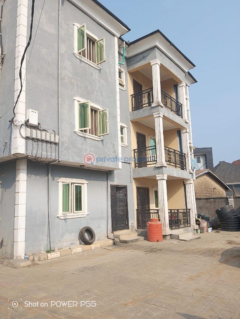 2 bedroom Block Of Flats For Sale Berger Ojodu Lagos - 8