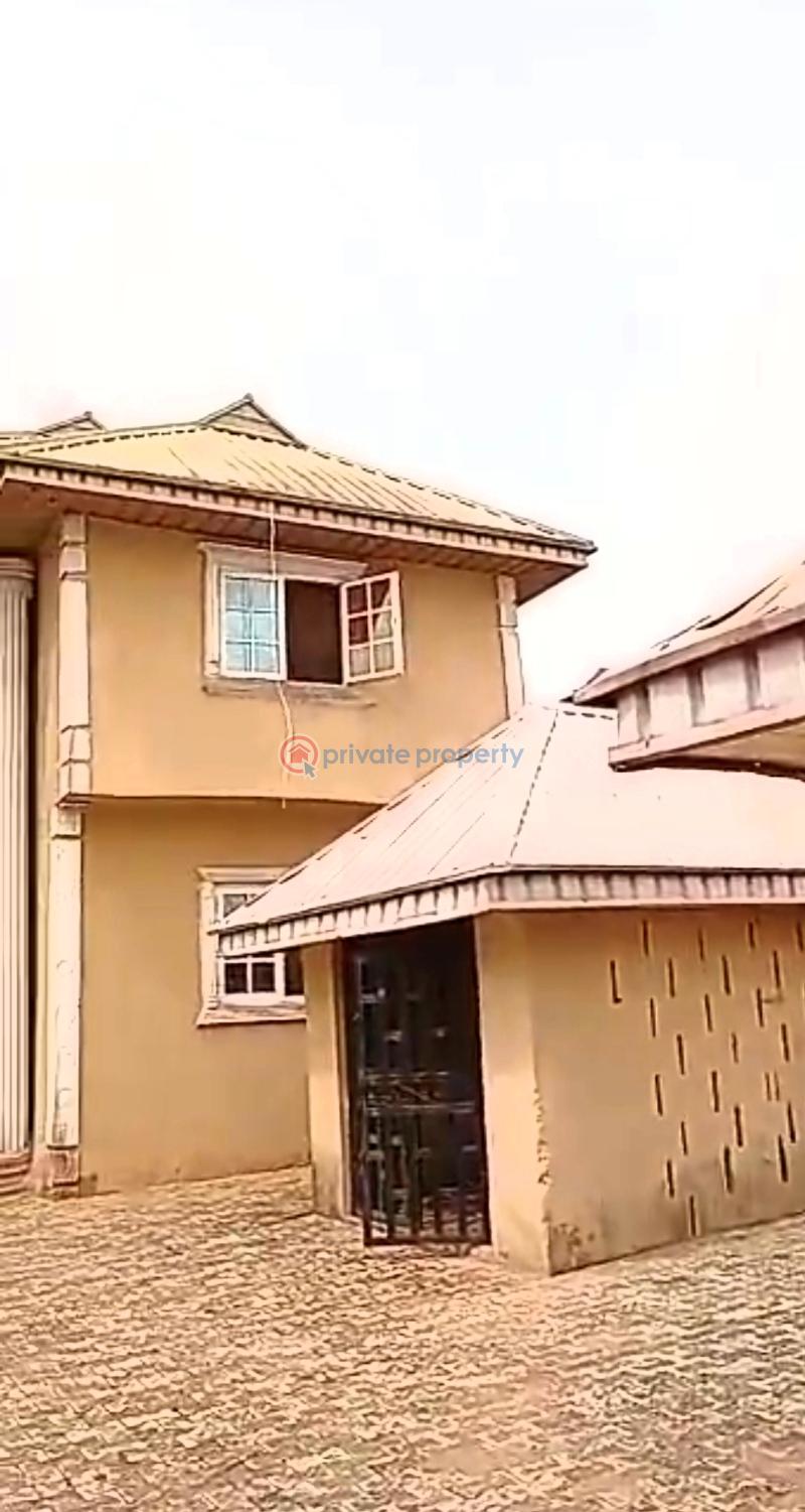 Block Of Flats For Sale Obe Community Behind Rock Of Ages Off Sapele Road, Benin City Benin Edo - 7